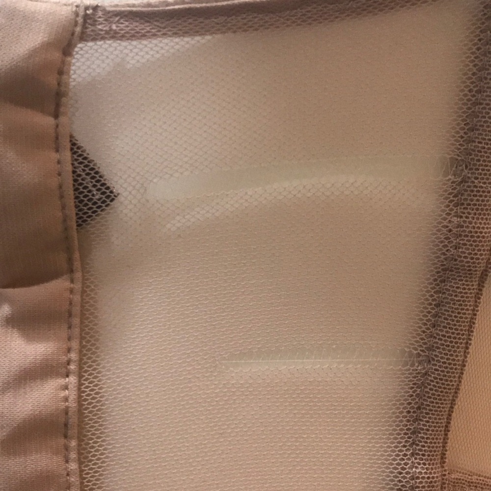 Damaged Victoria’s Secret Shine Lace Corset - Picture 13 of 17